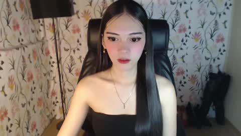 Snapshot of imyourlegalbaby chatting on 01.26.25 Aki online show from 01.26.25