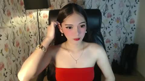 Snapshot of imyourlegalbaby chatting on 02.06.25 Aki online show from 02.06.25