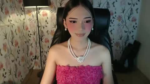 Snapshot of imyourlegalbaby chatting on 02.25.25 Aki online show from 02.25.25