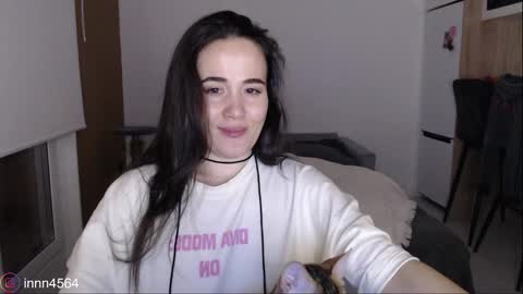 Snapshot of in_yan chatting on 02.24.26 Lin online show from 02.24.26