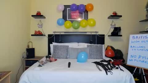 inannalove online show from 11.24.25