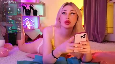  Dina  Help me reach 100 likes  online show from 04.28.26