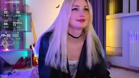 Dina  Help me reach 100 likes  online show from 05.10.26
