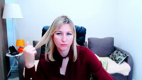 Snapshot of incredible_ariela chatting on 07.20.26 incredible_ariela online show from 07.20.26