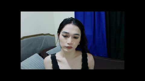 indestructabletrixie online show from 08.03.26