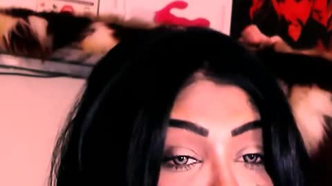 Snapshot of indian_dreamgirl chatting on 11.22.25 Bella Ambrosia online show from 11.22.25