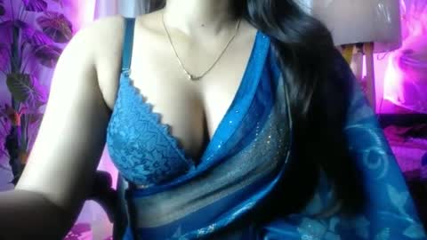 Snapshot of indian_manisha chatting on 07.24.26 manisha online show from 07.24.26