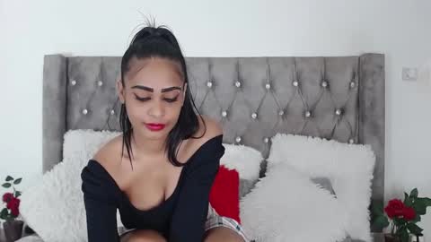 Jazmin online show from 02.06.25