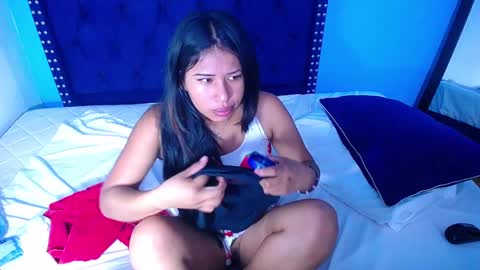 indian_whore18 online show from 12.23.24