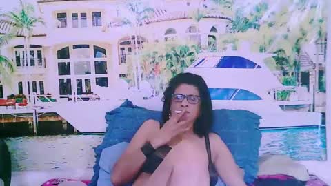 Snapshot of indianallure chatting on 12.11.24 Femiez online show from 12.11.24