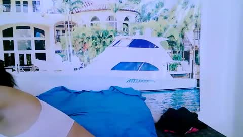 Snapshot of indianallure chatting on 01.18.25 Femiez online show from 01.18.25