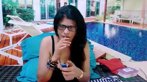 Snapshot of indianallure chatting on 01.21.25 Femiez online show from 01.21.25