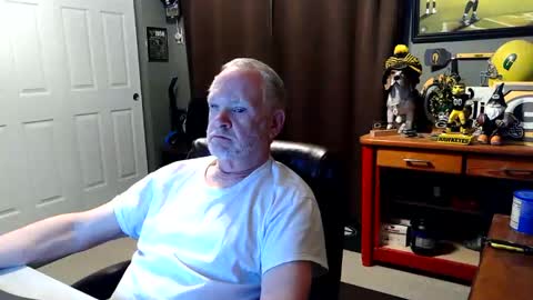 Papa online show from 05.04.26