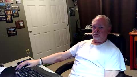 Papa online show from 05.10.26