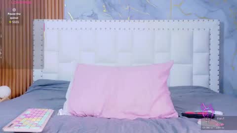 LITTLE AINHOA  online show from 01.09.26