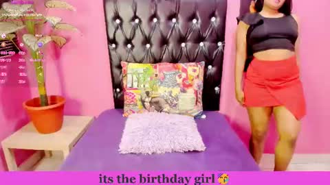 PARADISEQUEEN online show from 07.18.26
