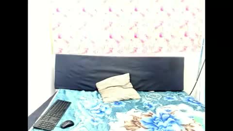 Snapshot of indianmystica694u chatting on 09.17.25 indianmystica694u online show from 09.17.25