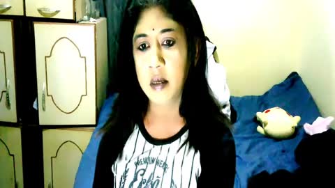 indianpleasures21 online show from 06.30.26