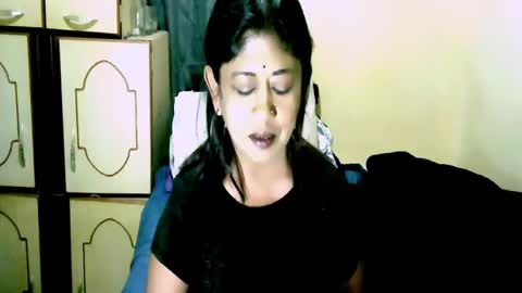 indianpleasures21 online show from 07.25.26