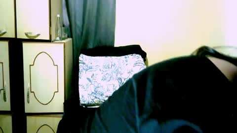 indianpleasures21 online show from 08.02.26