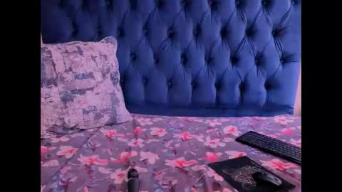 indiansapphirex online show from 11.27.25