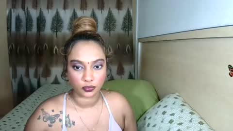 Snapshot of indiansecretlove20 chatting on 12.03.24 goddess online show from 12.03.24