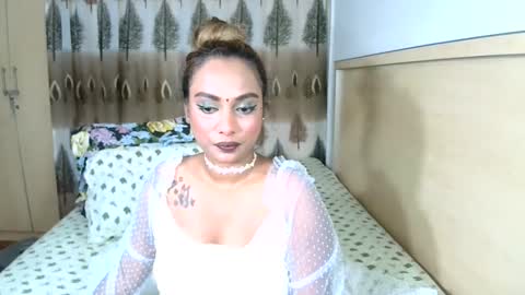 Snapshot of indiansecretlove20 chatting on 01.20.25 goddess online show from 01.20.25