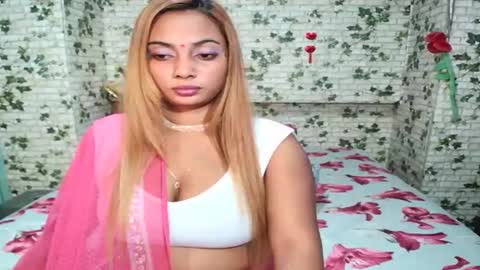 Snapshot of indiansecretlove20 chatting on 09.24.25 goddess online show from 09.24.25