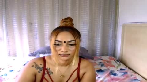 Snapshot of indiansecretlove20 chatting on 01.13.26 goddess online show from 01.13.26