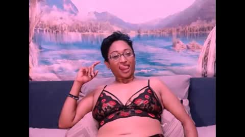 Snapshot of indianspicy69 chatting on 12.20.24 Shreya online show from 12.20.24