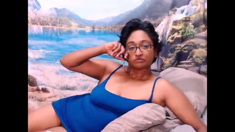 Snapshot of indianspicy69 chatting on 03.05.25 Shreya online show from 03.05.25