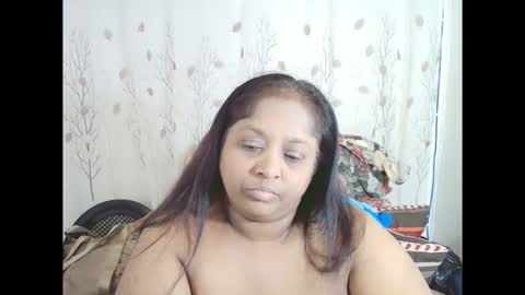 Snapshot of indiantasha chatting on 09.22.25 indiantasha online show from 09.22.25