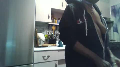 Snapshot of indigo_scorpio chatting on 02.12.26 indigo_scorpio online show from 02.12.26