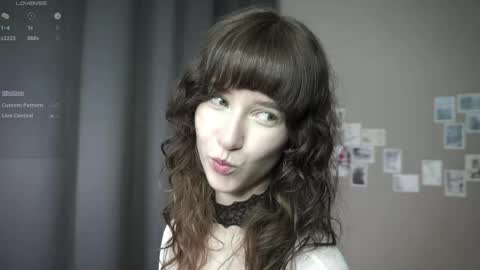 Snapshot of indiramcclamroch chatting on 05.11.26 My name Nancy online show from 05.11.26