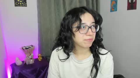 Snapshot of indra_cam chatting on 07.15.26 Diana online show from 07.15.26