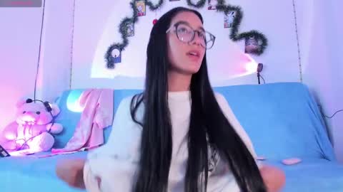 Luna  online show from 12.31.24