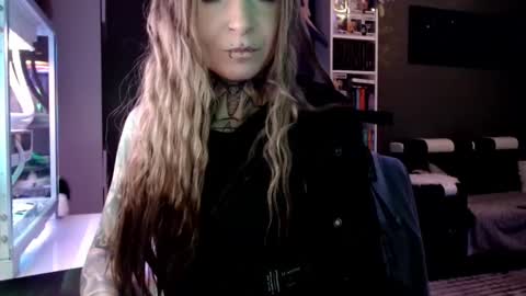 Snapshot of inesdesire chatting on 02.24.25 InesDesire online show from 02.24.25