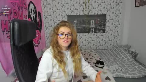 Snapshot of iness_lex chatting on 05.19.26 iness_lex online show from 05.19.26