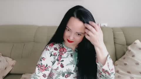 Snapshot of infinity_loveliness chatting on 01.23.25 Infinity online show from 01.23.25