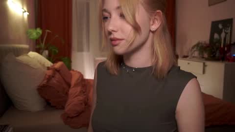 Snapshot of infinitysoul_ chatting on 01.14.25 Alexa..  Inst     Fansly infinitysoul  online show from 01.14.25