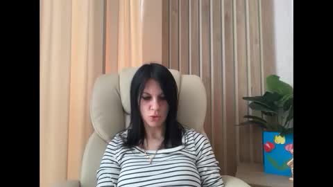 InjaAtHome online show from 04.17.26