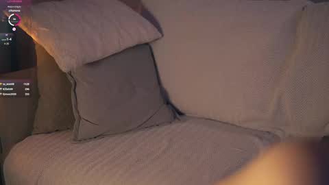 Im Senise Welcome to my room My instagram  online show from 02.21.25