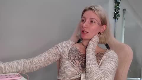 Snapshot of inkedangelofficial chatting on 03.10.26 Inkedangelofficial online show from 03.10.26