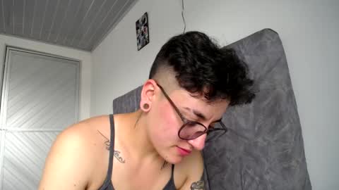 lyan onlyfans n linda online show from 04.30.26