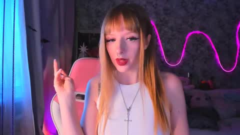 Snapshot of inma_lewdness chatting on 12.13.24 Grace online show from 12.13.24