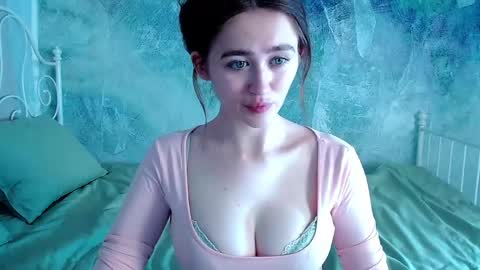 Lina online show from 04.24.26