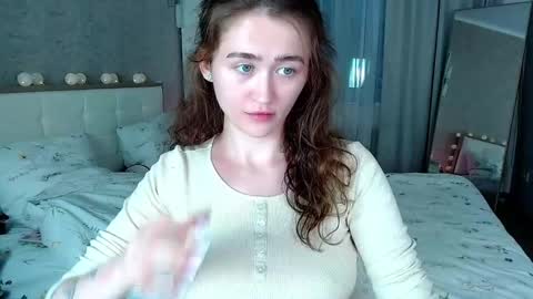 Snapshot of innnita chatting on 05.27.26 Lina online show from 05.27.26