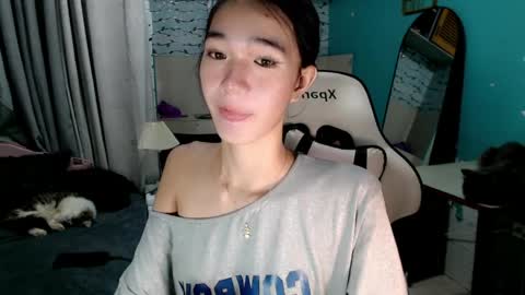 Reign online show from 04.30.26