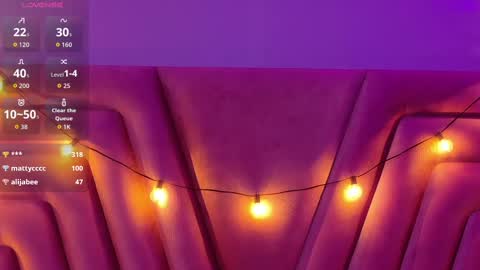 innocenthazel online show from 10.25.25