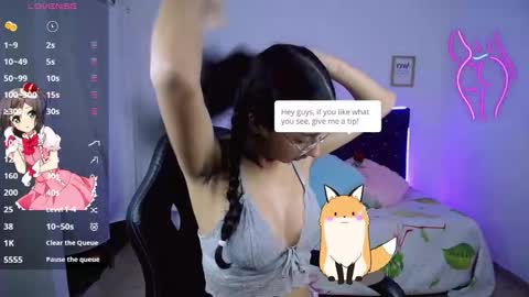 Snapshot of inocent_luna chatting on 12.21.25 Luna moon online show from 12.21.25